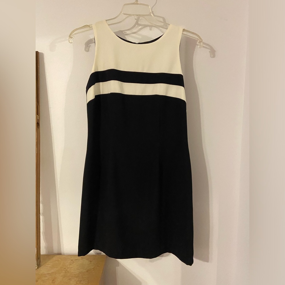 CDC black and white dress